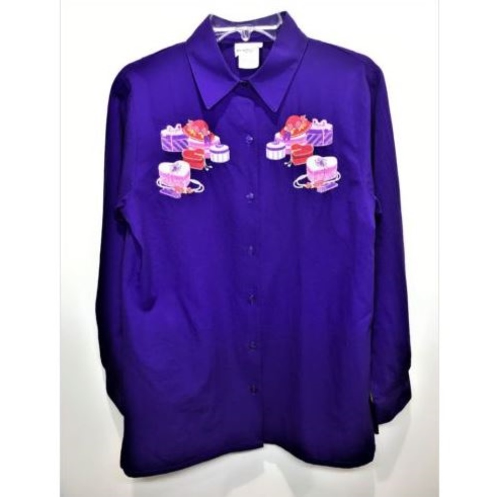 BonWorth Woman's Top sz Sm Valentine’s Day Purple Red Hat Blouse